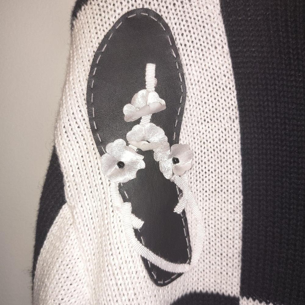 Susan Bristol Black & White Vintage Sweater Shoes, Sandal, Sneakers. Rare. Large - Picture 6 of 15